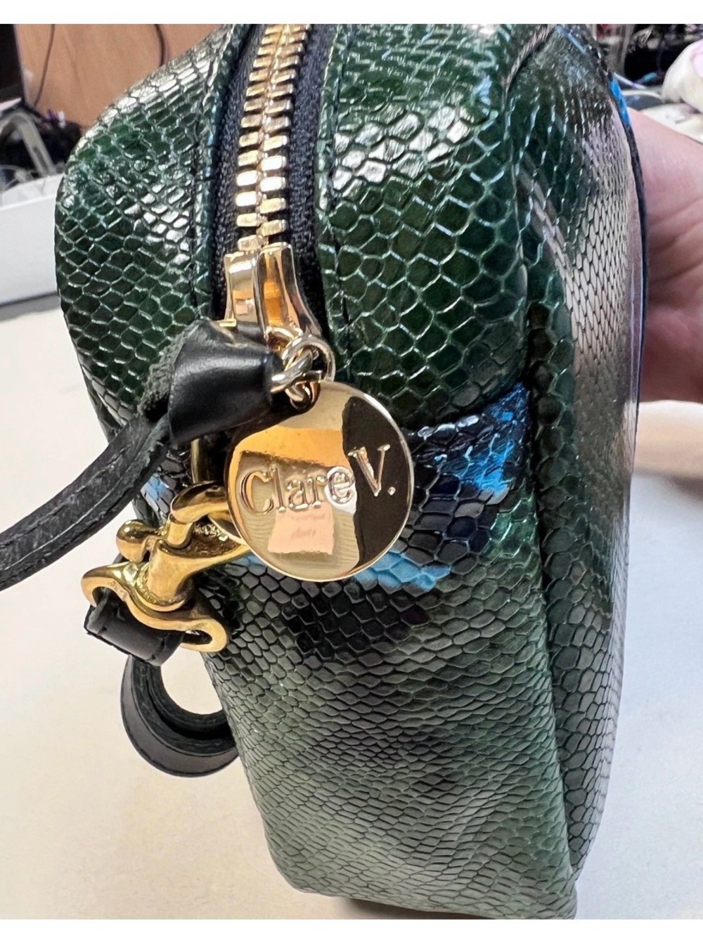Clare V Midi Sac Women Green Snake Embossed Leather Crossbody Camera Bag NWT - Picture 5 of 9